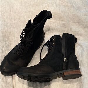 Women’s Black Leather/suede Boots